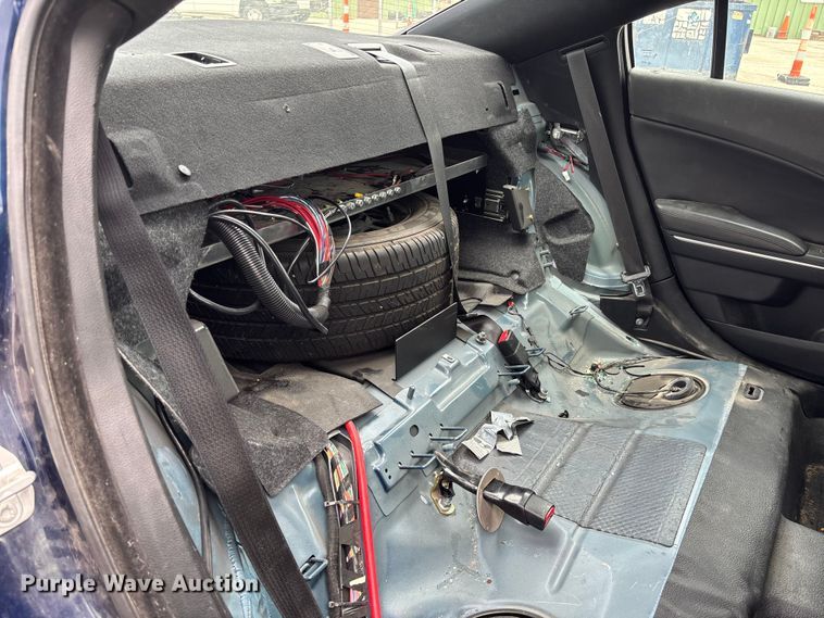 image for item EV3067 2017 Dodge Charger Police 