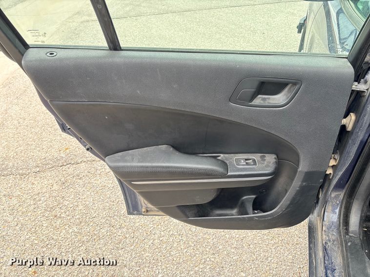 image for item EV3067 2017 Dodge Charger Police 