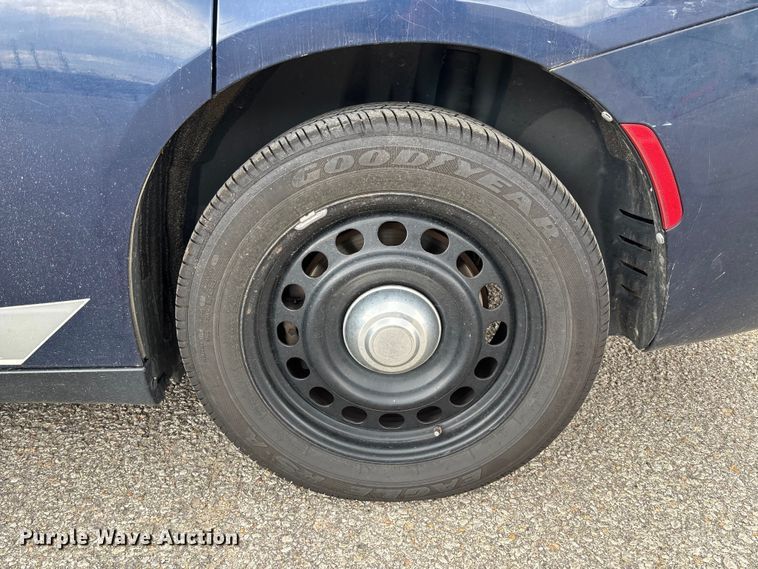 image for item EV3067 2017 Dodge Charger Police 