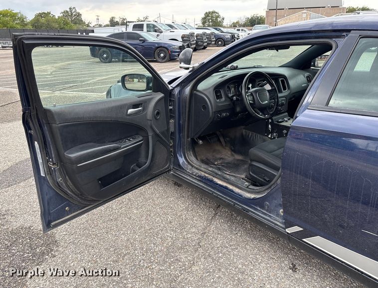 image for item EV3069 2019 Dodge Charger Police 