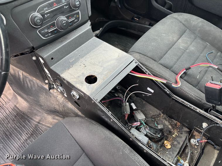 image for item EV3069 2019 Dodge Charger Police 