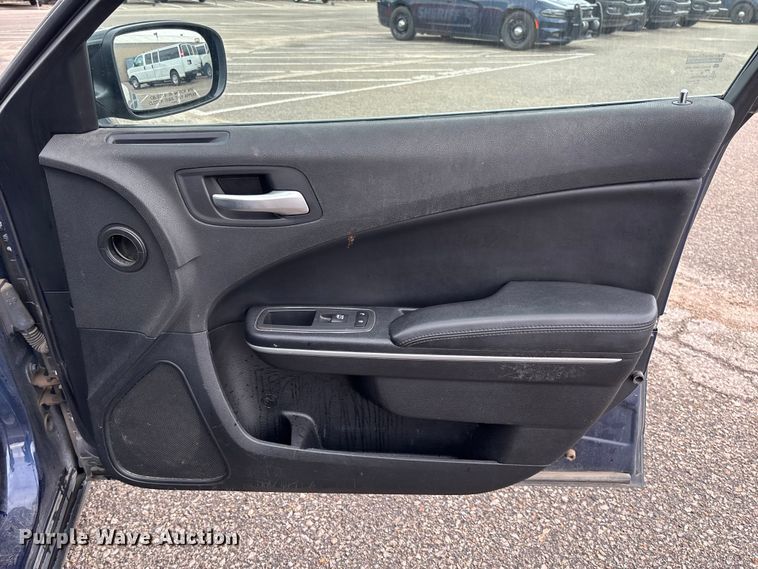 image for item EV3069 2019 Dodge Charger Police 