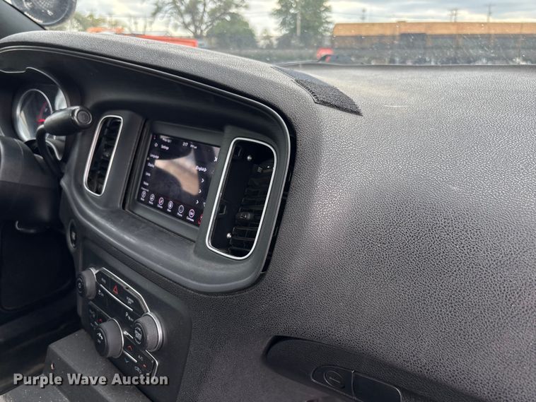 image for item EV3069 2019 Dodge Charger Police 