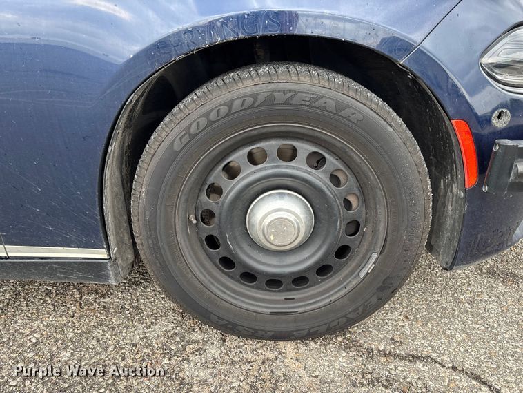 image for item EV3069 2019 Dodge Charger Police 