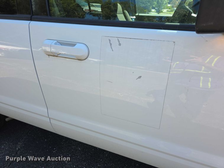 image for item FI0504 2009 Ford Explorer XLT SUV