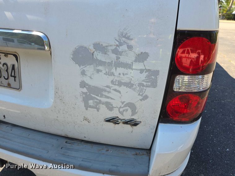 image for item FI0504 2009 Ford Explorer XLT SUV