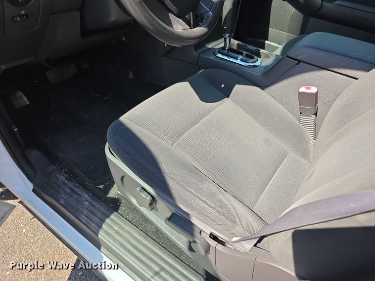 image for item FI0504 2009 Ford Explorer XLT SUV