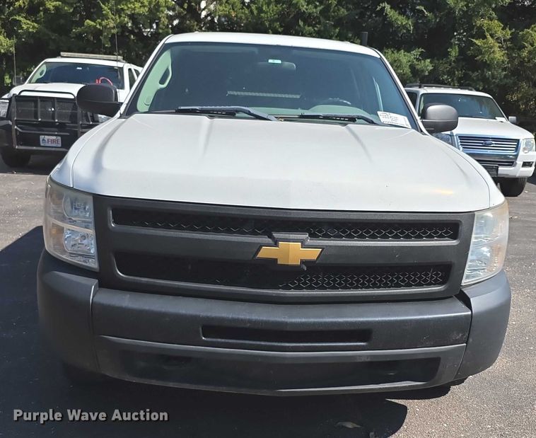 image for item FI0505 2012 Chevrolet  Silverado 1500 Crew Cab pickup truck