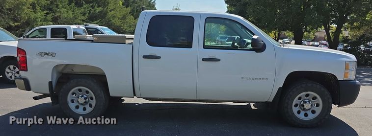 image for item FI0505 2012 Chevrolet  Silverado 1500 Crew Cab pickup truck