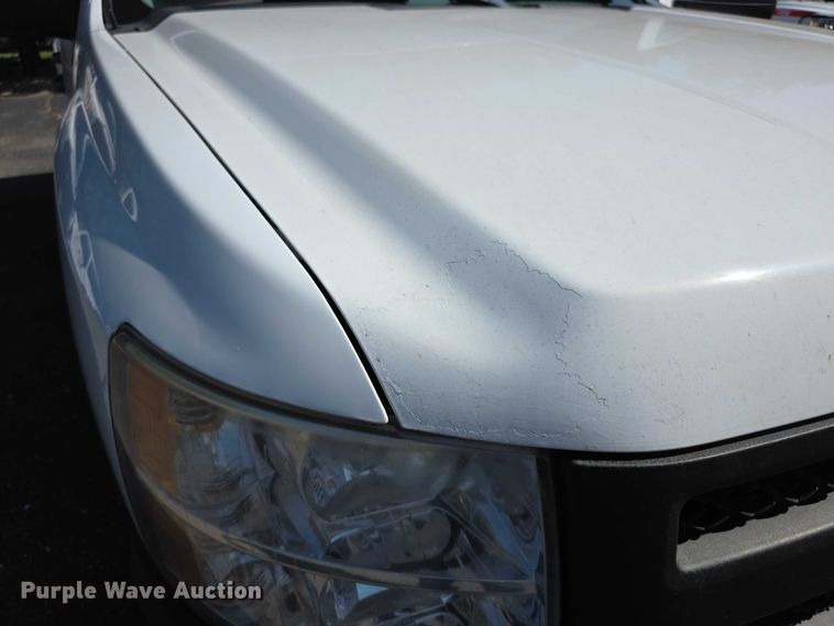 image for item FI0505 2012 Chevrolet  Silverado 1500 Crew Cab pickup truck