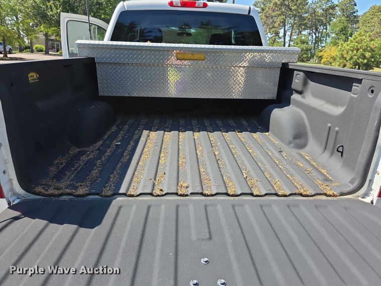 image for item FI0505 2012 Chevrolet  Silverado 1500 Crew Cab pickup truck