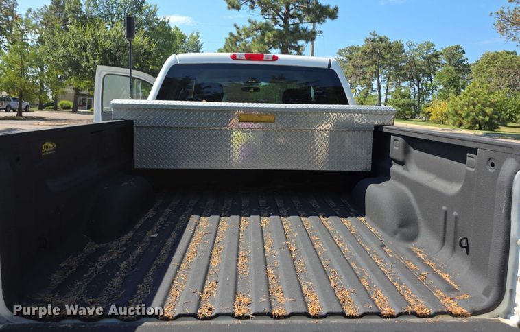 image for item FI0505 2012 Chevrolet  Silverado 1500 Crew Cab pickup truck