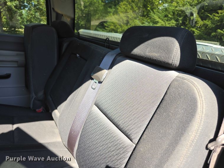 image for item FI0505 2012 Chevrolet  Silverado 1500 Crew Cab pickup truck