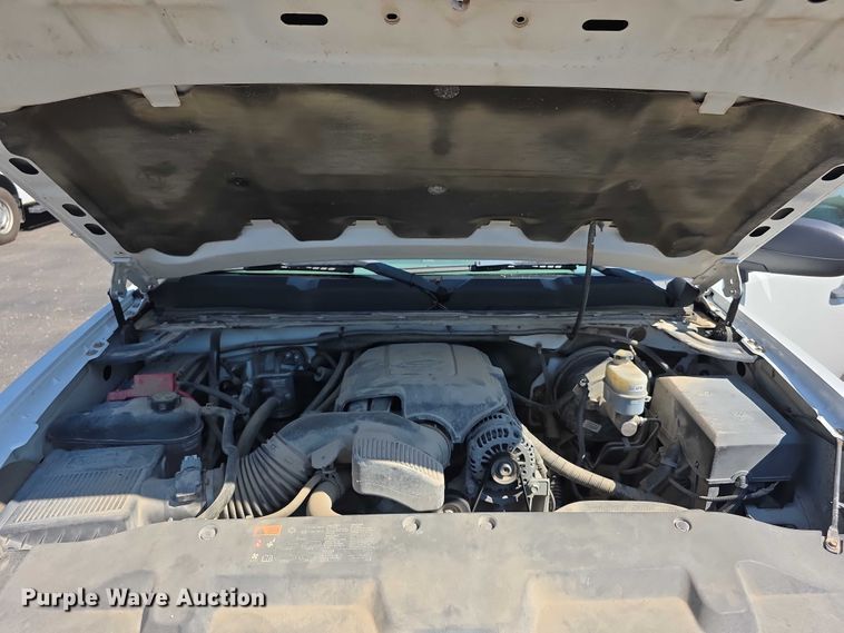 image for item FI0505 2012 Chevrolet  Silverado 1500 Crew Cab pickup truck