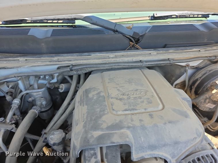 image for item FI0505 2012 Chevrolet  Silverado 1500 Crew Cab pickup truck