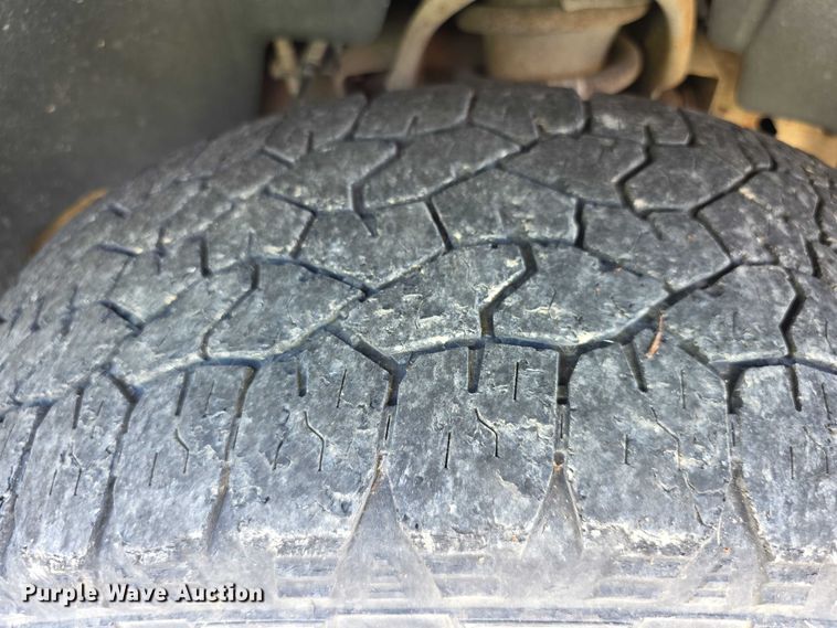 image for item FI0505 2012 Chevrolet  Silverado 1500 Crew Cab pickup truck