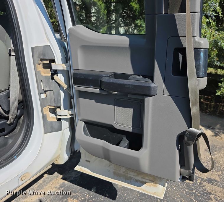 image for item FI0506 2015 Ford F150 SuperCab pickup truck