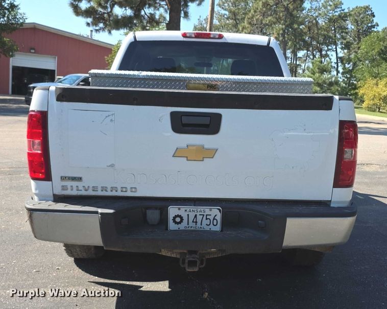 image for item FI0507 2011 Chevrolet Silverado 1500 Crew Cab pickup truck