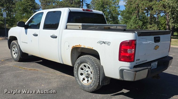 image for item FI0507 2011 Chevrolet Silverado 1500 Crew Cab pickup truck