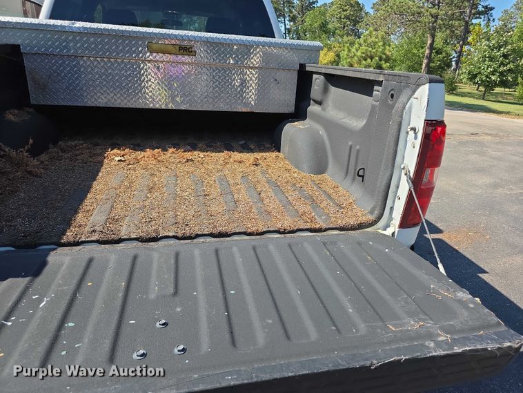 image for item FI0507 2011 Chevrolet Silverado 1500 Crew Cab pickup truck