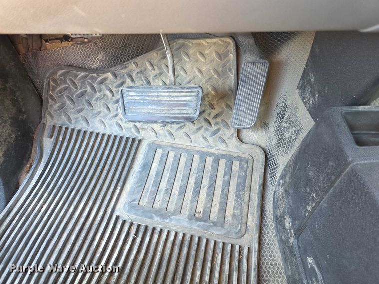 image for item FI0507 2011 Chevrolet Silverado 1500 Crew Cab pickup truck