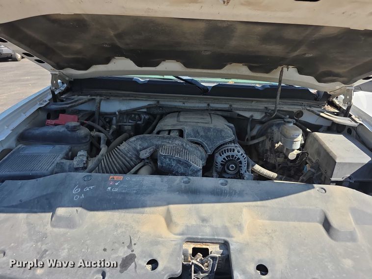 image for item FI0507 2011 Chevrolet Silverado 1500 Crew Cab pickup truck