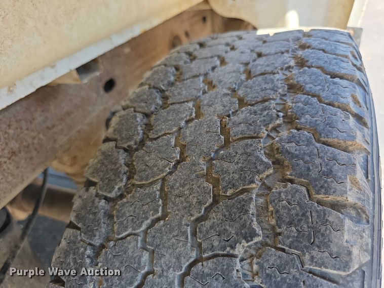 image for item FI0507 2011 Chevrolet Silverado 1500 Crew Cab pickup truck