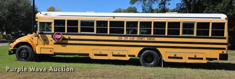image for item FI0511 2007 Bluebird  school bus