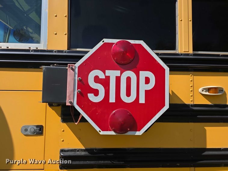 image for item FI0511 2007 Bluebird  school bus