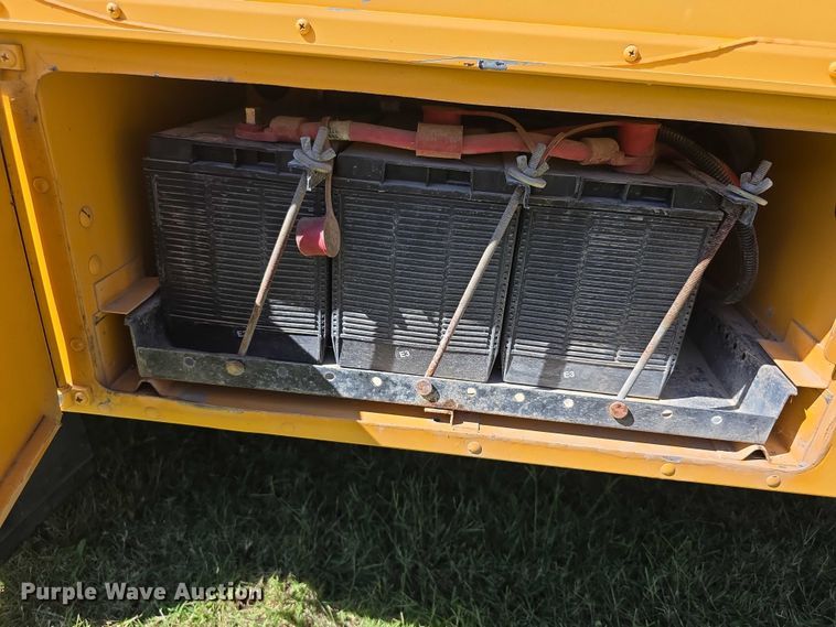 image for item FI0511 2007 Bluebird  school bus