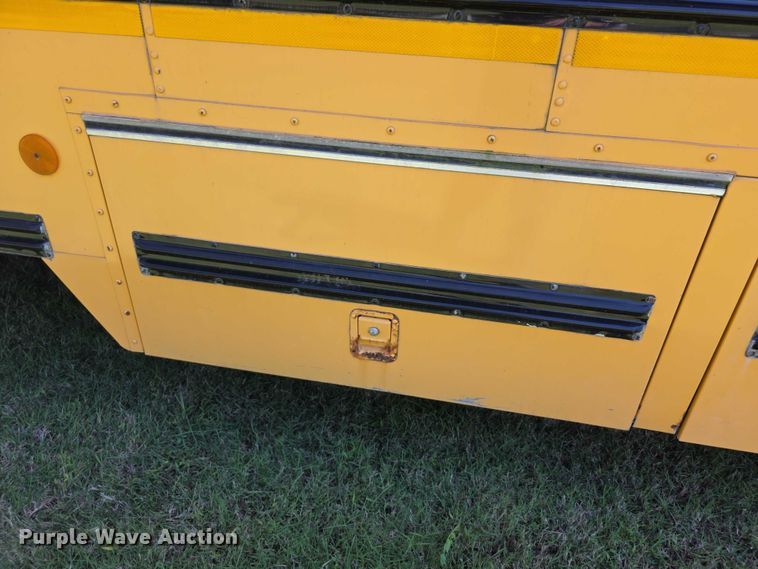 image for item FI0511 2007 Bluebird  school bus