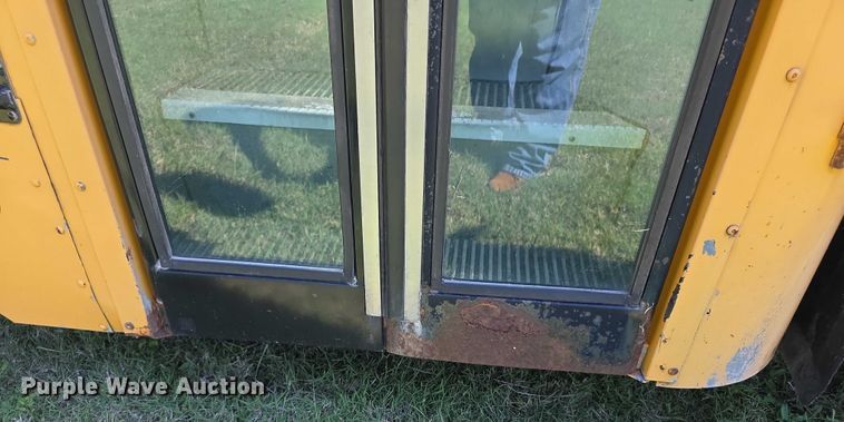 image for item FI0511 2007 Bluebird  school bus