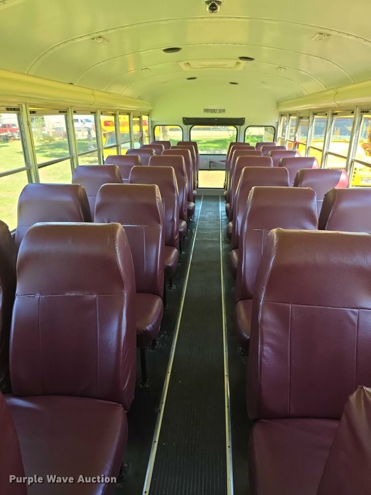 image for item FI0511 2007 Bluebird  school bus