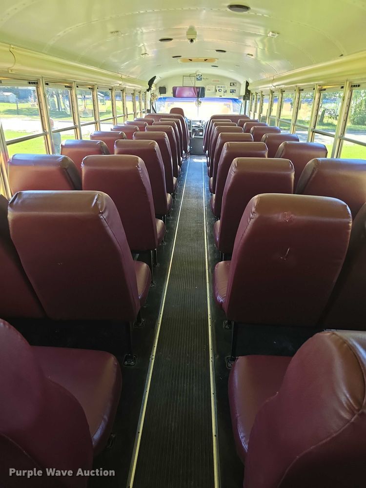 image for item FI0511 2007 Bluebird  school bus