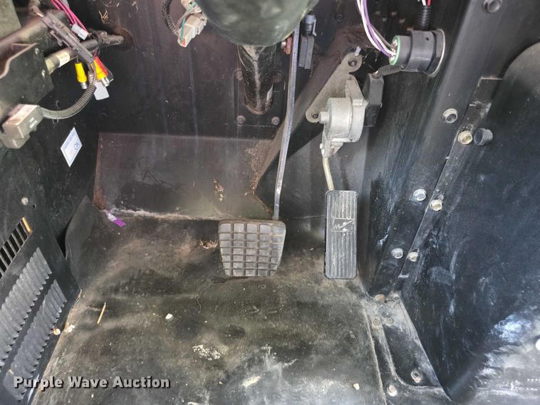 image for item FI0511 2007 Bluebird  school bus