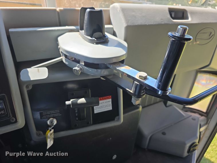 image for item FI0511 2007 Bluebird  school bus