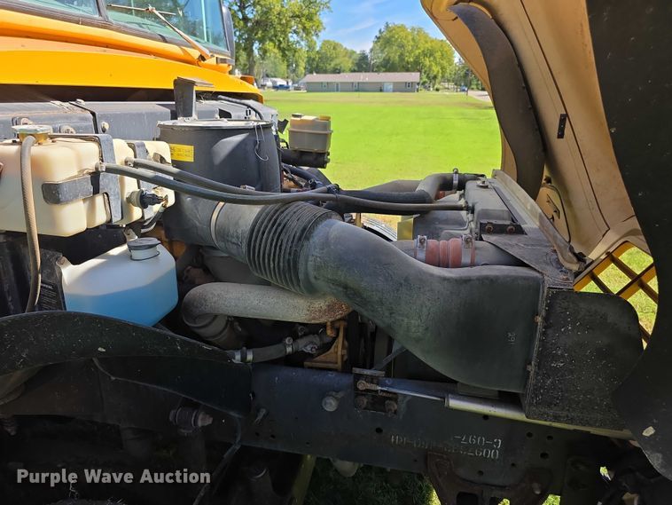 image for item FI0511 2007 Bluebird  school bus