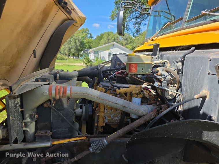 image for item FI0511 2007 Bluebird  school bus