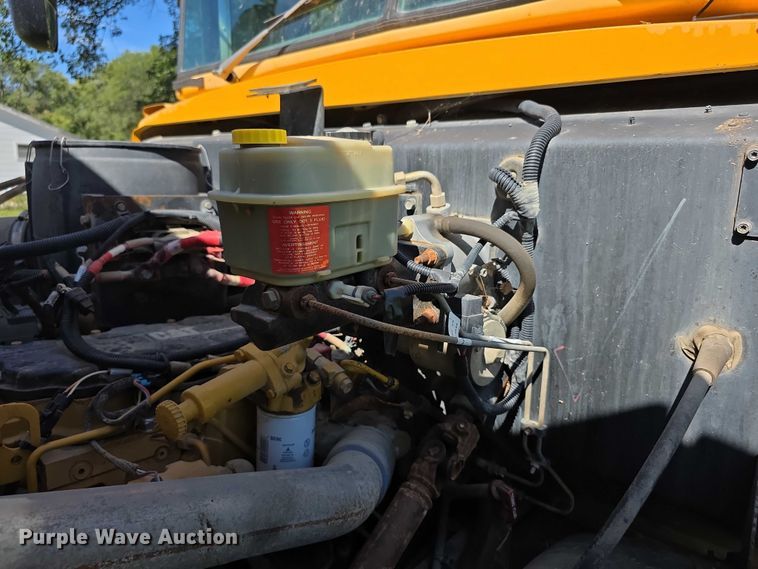 image for item FI0511 2007 Bluebird  school bus