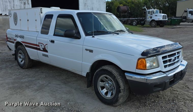 image for item FI0515 2002 Ford Ranger xlt SuperCab animal control pickup truck