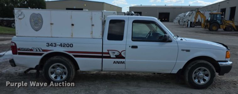 image for item FI0515 2002 Ford Ranger xlt SuperCab animal control pickup truck