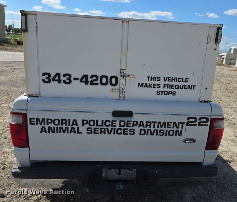 image for item FI0515 2002 Ford Ranger xlt SuperCab animal control pickup truck