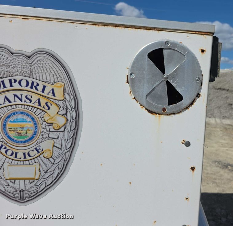 image for item FI0515 2002 Ford Ranger xlt SuperCab animal control pickup truck