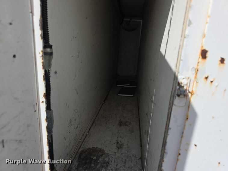 image for item FI0515 2002 Ford Ranger xlt SuperCab animal control pickup truck