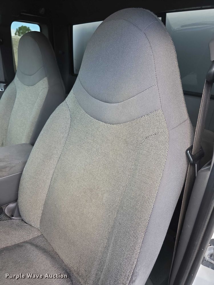 image for item FI0515 2002 Ford Ranger xlt SuperCab animal control pickup truck