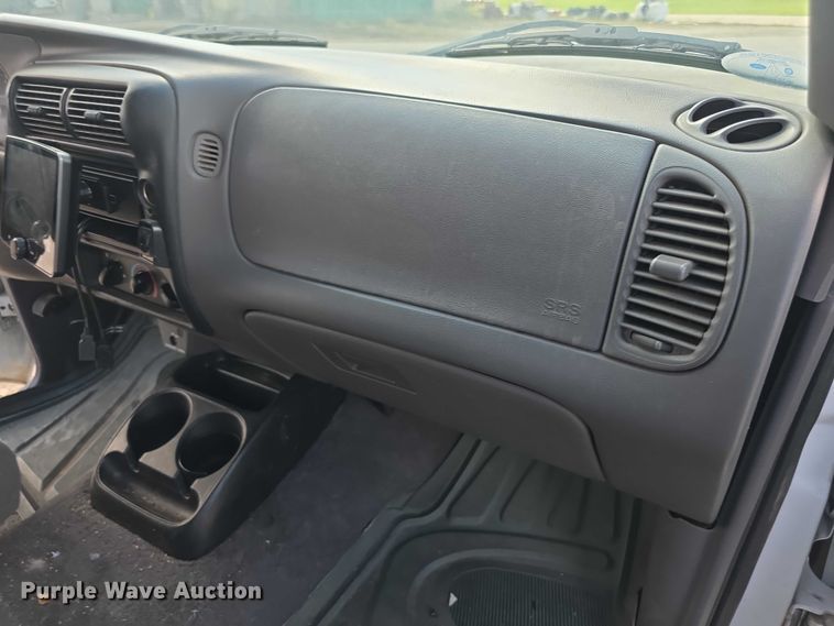 image for item FI0515 2002 Ford Ranger xlt SuperCab animal control pickup truck