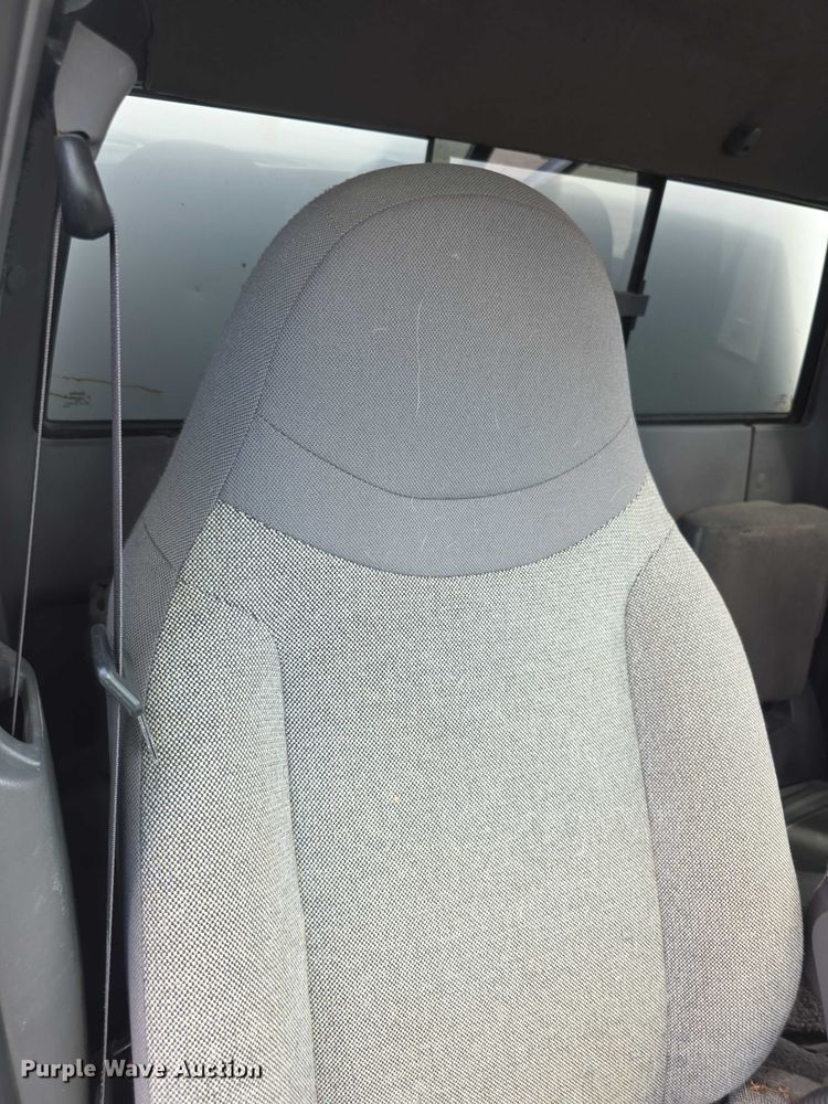 image for item FI0515 2002 Ford Ranger xlt SuperCab animal control pickup truck