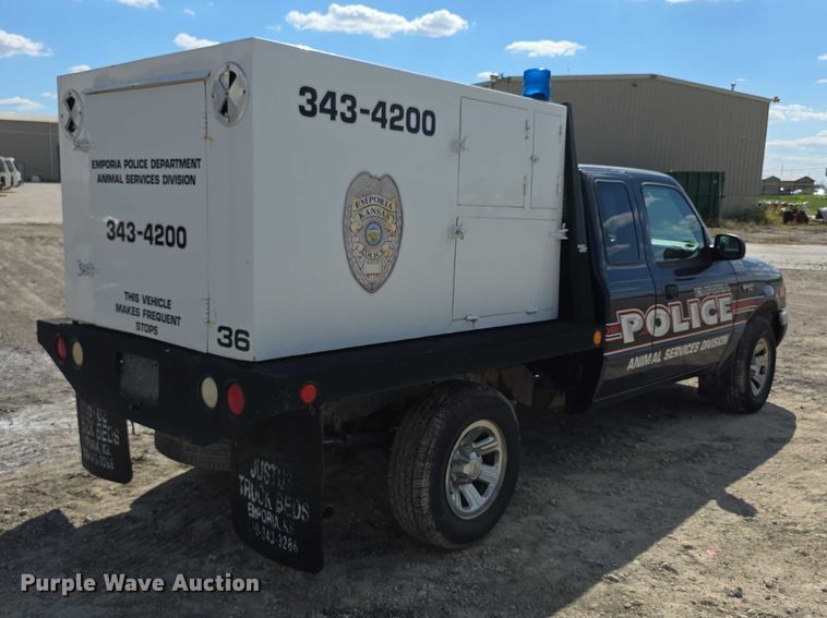 image for item FI0516 2001 Ford Ranger xlt SuperCab animal control pickup truck