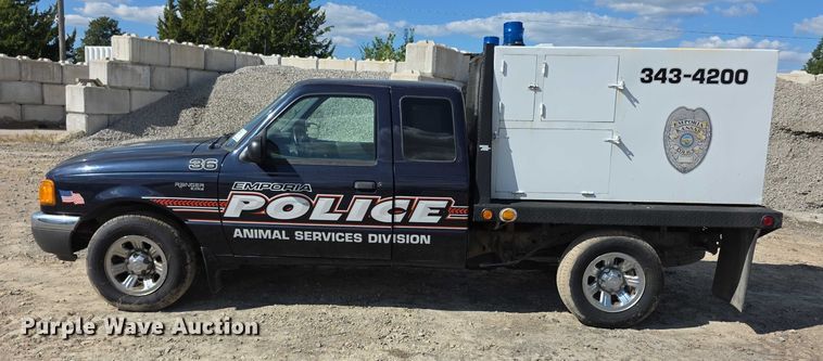 image for item FI0516 2001 Ford Ranger xlt SuperCab animal control pickup truck