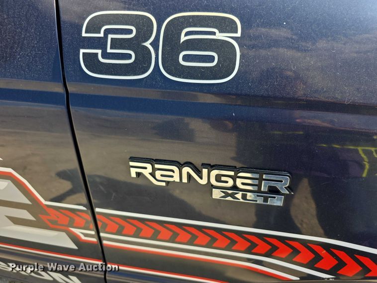 image for item FI0516 2001 Ford Ranger xlt SuperCab animal control pickup truck